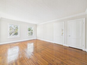 1920 Richmond Ave. in Houston, TX - Building Photo - Building Photo