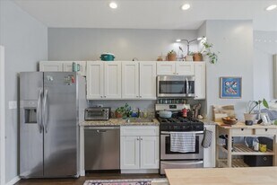 1654 W Cortland St, Unit 6 in Chicago, IL - Building Photo