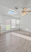 8114 N Lawn Ave in Kansas City, MO - Building Photo - Building Photo