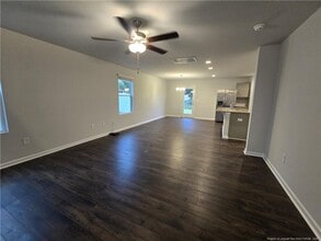 216 Melbourne Dr in Raeford, NC - Building Photo - Building Photo