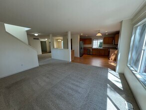 17374 92nd Pl NE in Bothell, WA - Building Photo - Building Photo