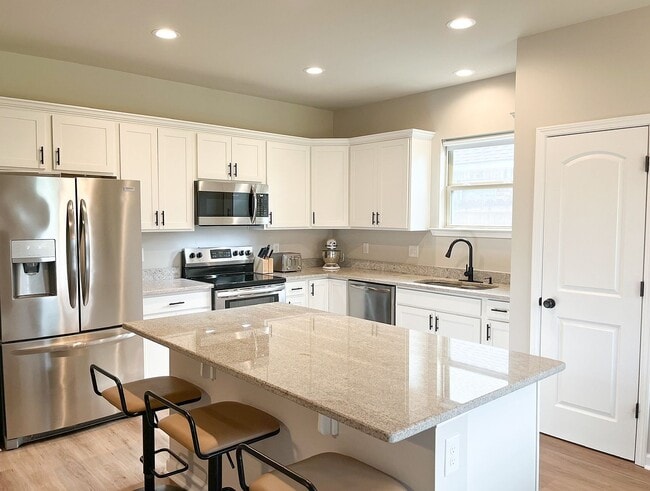 property at 211 Sparkling Meadows Ln