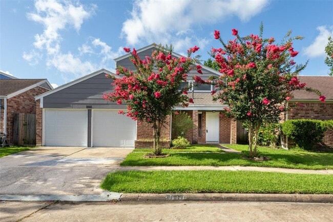 11111 Midhurst Dr
