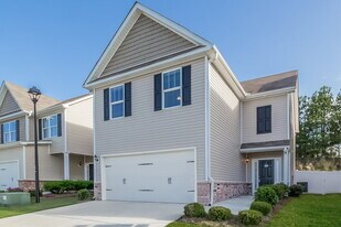 110 Hill Crest Cir in Hiram, GA - Building Photo