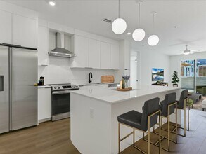 1701 Simond Ave in Austin, TX - Building Photo - Building Photo