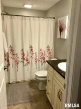 5294 Pandit Dr in Bettendorf, IA - Building Photo - Building Photo