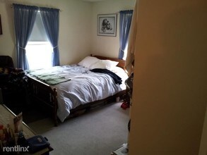 3 Kent Ct-Unit -Apt 4 in Somerville, MA - Building Photo - Building Photo