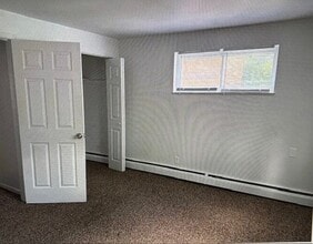 2605 Chesterfield Ct in Cincinnati, OH - Foto de edificio - Building Photo