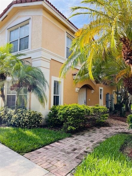 property at 12824 SW 31st St