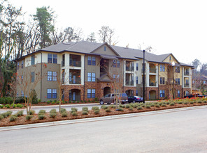 Tapestry Park in Birmingham, AL - Building Photo - Building Photo