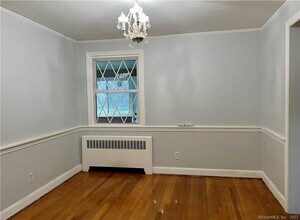 3 Elm Dr in West Hartford, CT - Building Photo - Building Photo