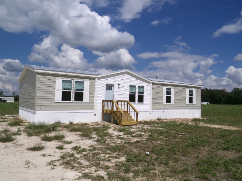 323 Patriot Ln in Collinston, LA - Foto de edificio