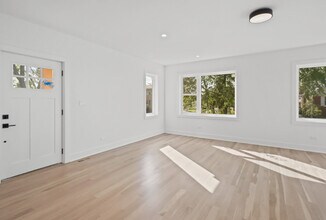 2201 N 74th Ct in Elmwood Park, IL - Building Photo - Building Photo