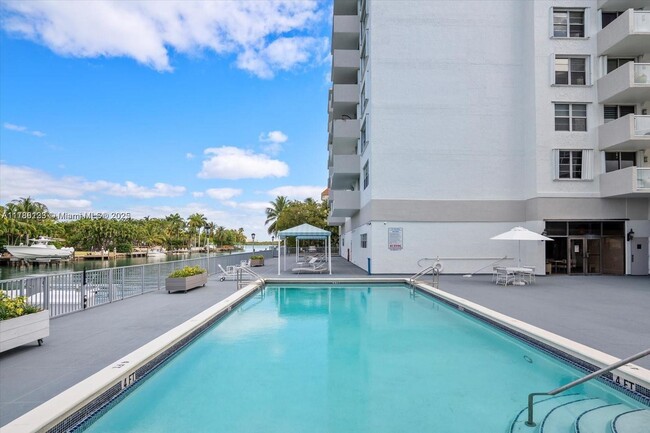 property at 10000 W Bay Harbor Dr