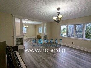 1 Deeb St in Waterville, ME - Building Photo - Building Photo