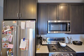4324 N Ashland Ave, Unit A02K in Chicago, IL - Foto de edificio - Building Photo
