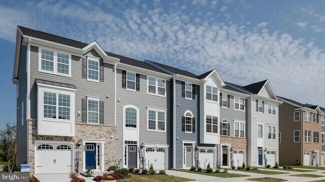 property at 7746 Meander Ct S