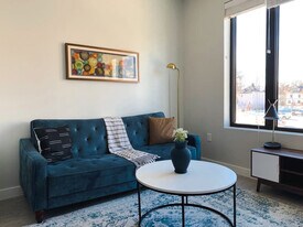 2530 University Ave, Unit SI ID1534885P in Des Moines, IA - Building Photo