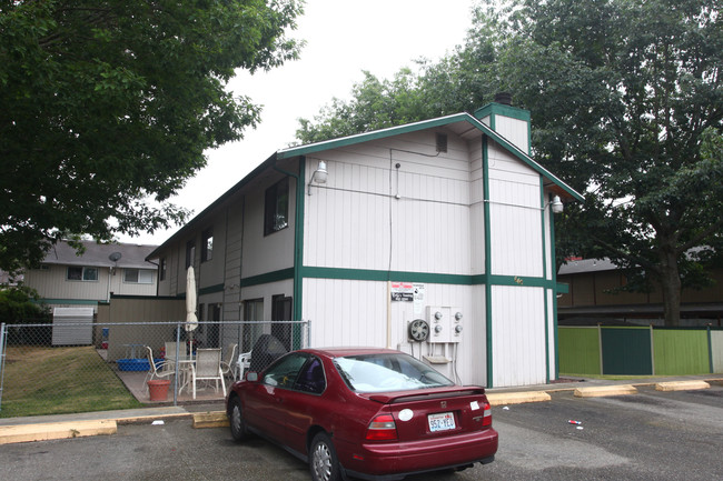 640 5th Ave S in Kent, WA - Foto de edificio - Building Photo