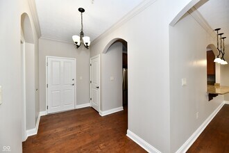 8555 One W Dr in Indianapolis, IN - Foto de edificio - Building Photo