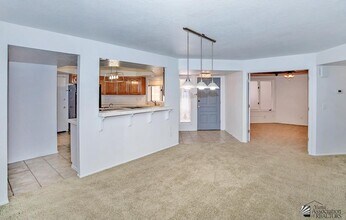 2174 S Del Valle Way in Yuma, AZ - Building Photo - Building Photo