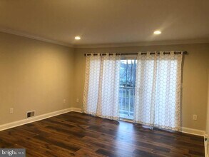 28 Aspen Ct in Hamilton Township, NJ - Building Photo - Building Photo