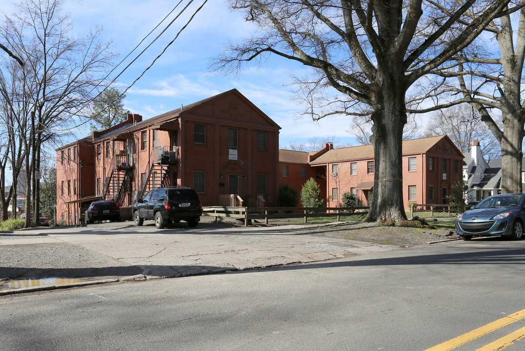 Daylight Apartments in Durham, NC - Building Photo