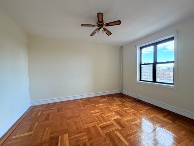 3063 Buhre Ave in Bronx, NY - Building Photo - Building Photo