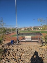 212 Wewatta Ave in Henderson, NV - Building Photo - Building Photo