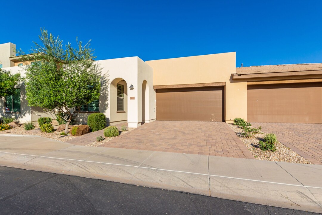 36181 N Copper Hollow Way in Queen Creek, AZ - Building Photo