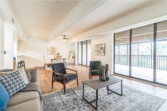 16448 Timberlakes Dr in Ft. Myers, FL - Building Photo - Building Photo