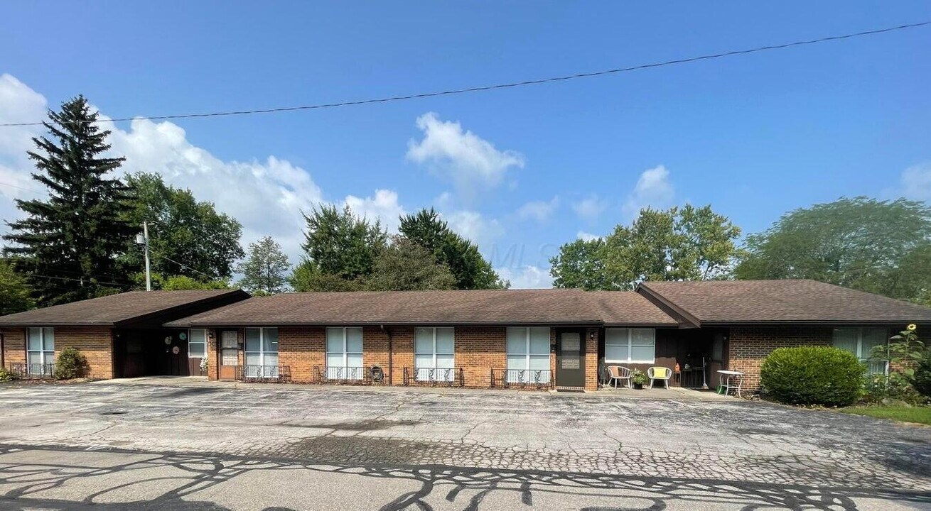 213-219 Lee's Pl in Marysville, OH - Building Photo