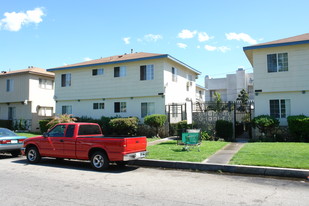 7338 Vista Del Monte Ave Apartments