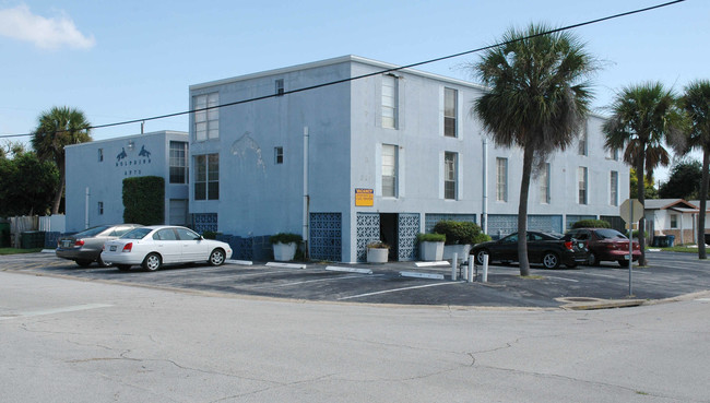 Atlantic Lofts in Cape Canaveral, FL - Foto de edificio - Building Photo