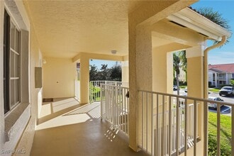 7762 Jewel Ln in Naples, FL - Building Photo - Building Photo