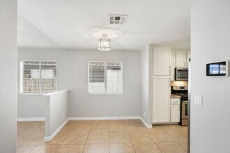 804 Breanna St in Las Vegas, NV - Building Photo - Building Photo