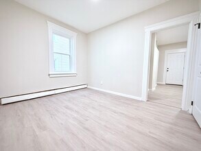 37 Southfield Ave in Stamford, CT - Building Photo - Building Photo