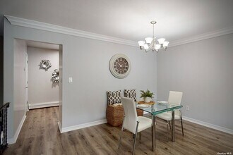 90 Middleton Rd-Unit -GO14 in Bohemia, NY - Building Photo - Building Photo