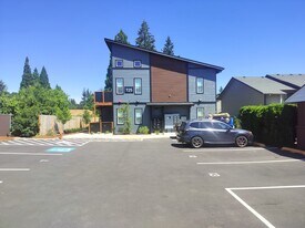725 Lockwood Ln S, Unit 725 Lockwood Unit 102 in Salem, OR - Building Photo
