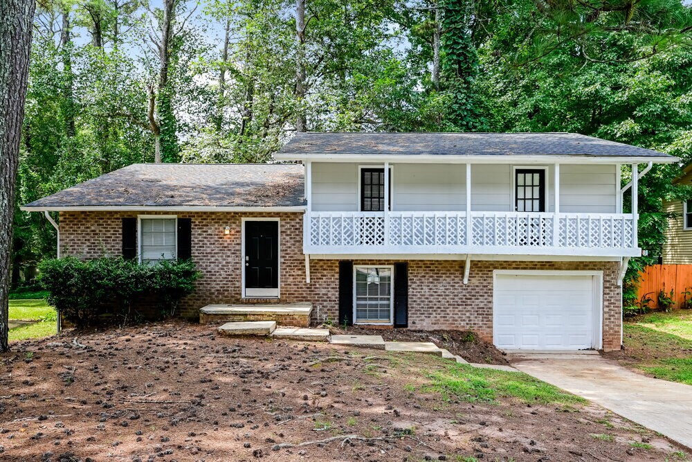 8891 Dorsey Rd in Riverdale, GA - Building Photo