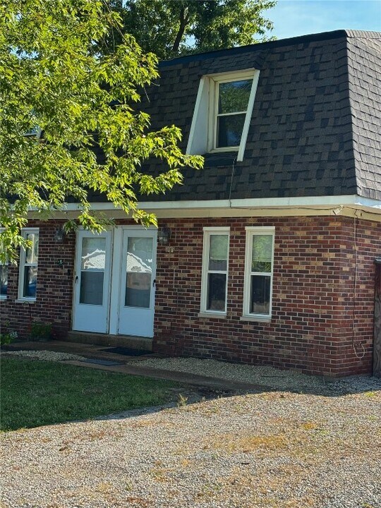 103 Walnut St in Pevely, MO - Building Photo
