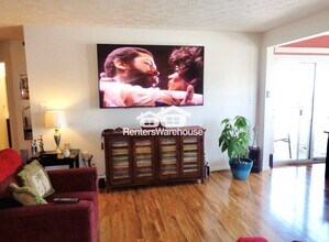 2443 Blue Springs Ct in Odenton, MD - Building Photo - Building Photo