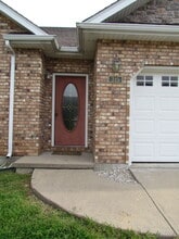 315 Carmel Valley Way in St. Robert, MO - Building Photo - Building Photo