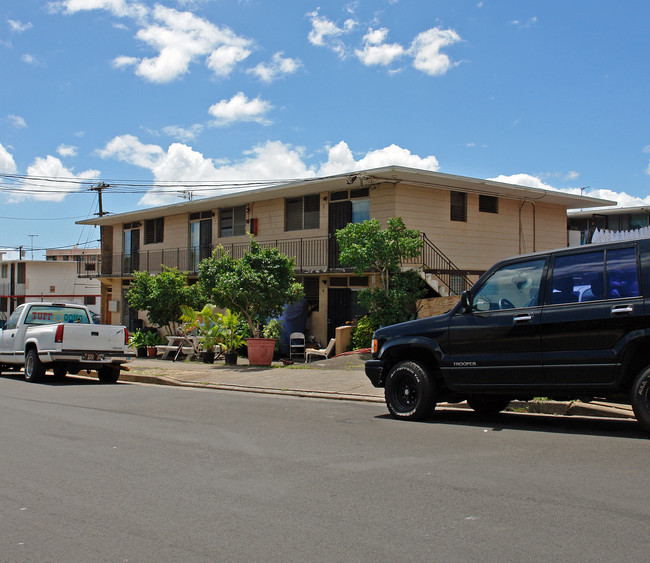 94-114 Pupupuhi St in Waipahu, HI - Foto de edificio - Building Photo