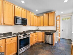 18 S Madeira St in Baltimore, MD - Building Photo - Building Photo