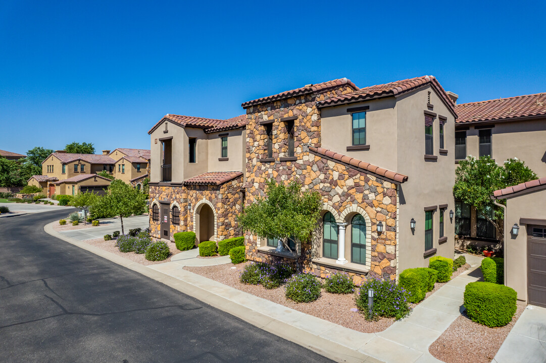 Serenity Shores at Fulton Ranch in Chandler, AZ - Foto de edificio