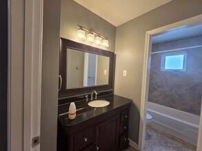 2106 Harbert Ave in Memphis, TN - Building Photo - Building Photo