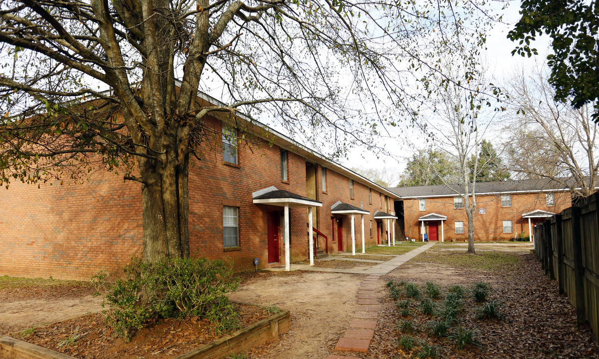 MLK Manor Apartments in Mobile, AL - Foto de edificio