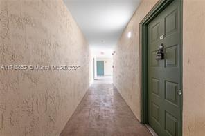 450 S Park Rd, Unit # 5-307 in Hollywood, FL - Building Photo - Building Photo