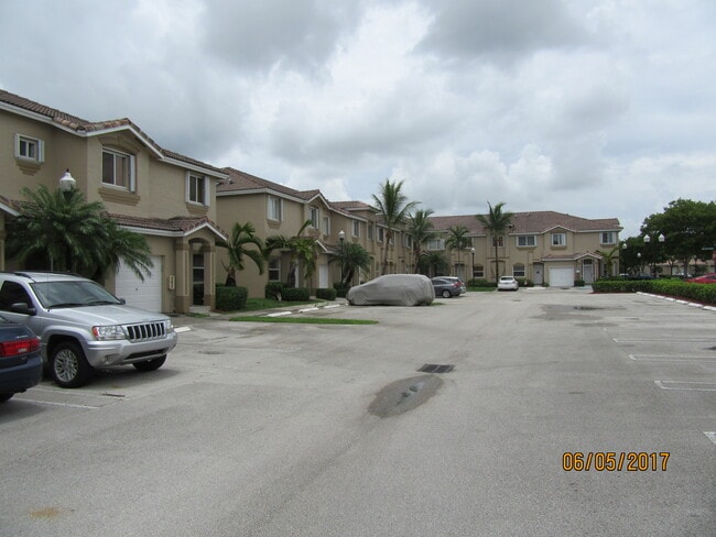 2308 SE 23rd Ter in Homestead, FL - Building Photo - Building Photo